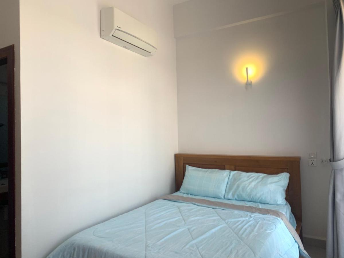 Lägenhet på 60 m² i Chamkar Morn, med 2 sovrum och 2 badrum  Phnom Penh Exteriör bild