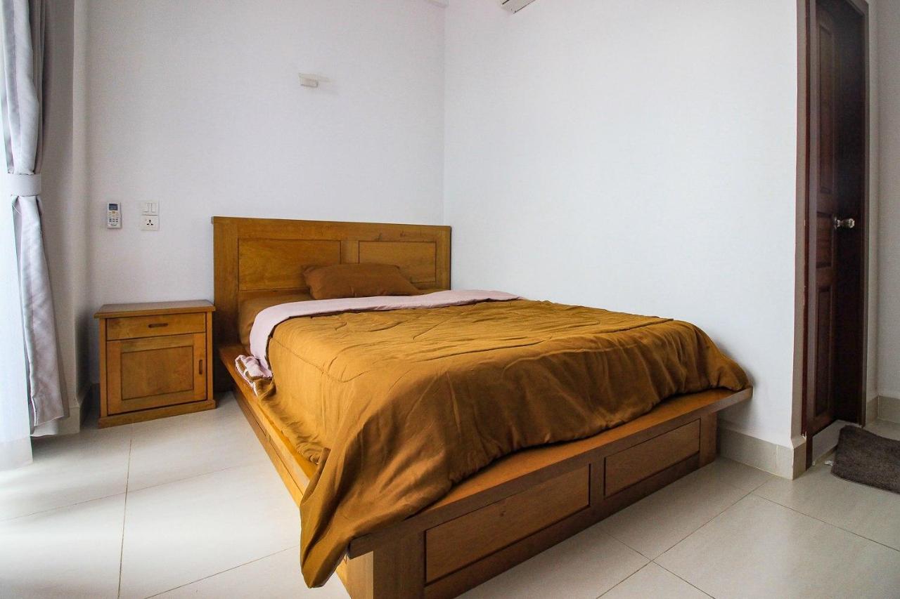 Lägenhet på 60 m² i Chamkar Morn, med 2 sovrum och 2 badrum  Phnom Penh Exteriör bild