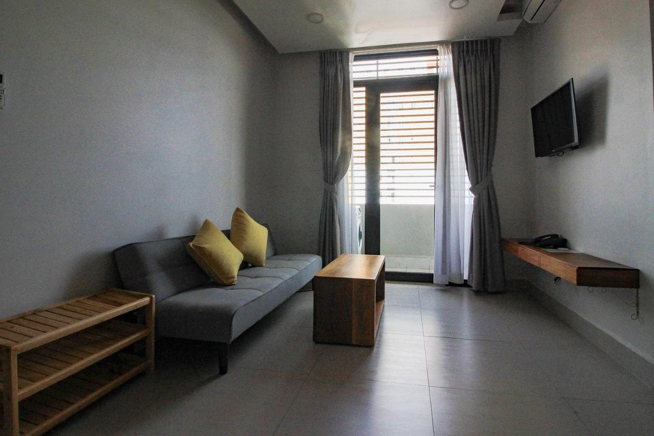 Lägenhet på 60 m² i Chamkar Morn, med 2 sovrum och 2 badrum  Phnom Penh Exteriör bild