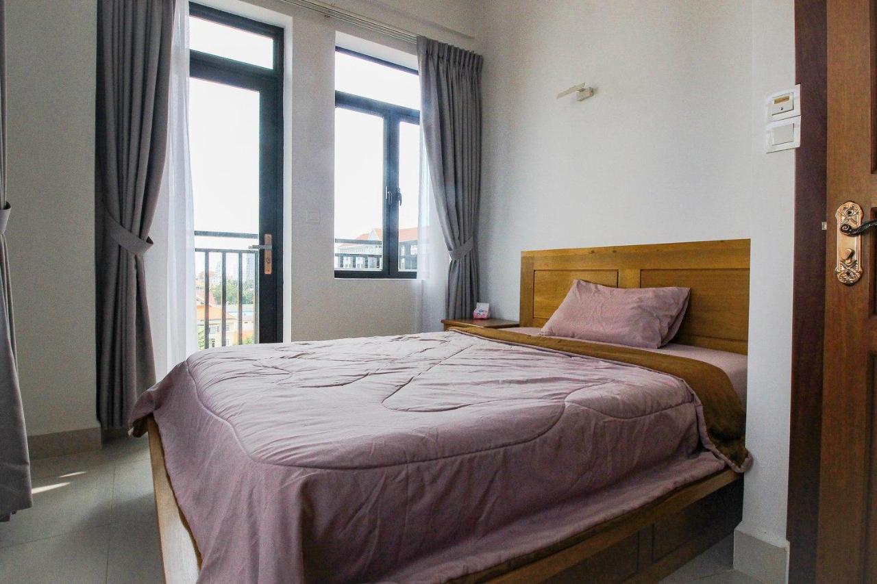 Lägenhet på 60 m² i Chamkar Morn, med 2 sovrum och 2 badrum  Phnom Penh Exteriör bild